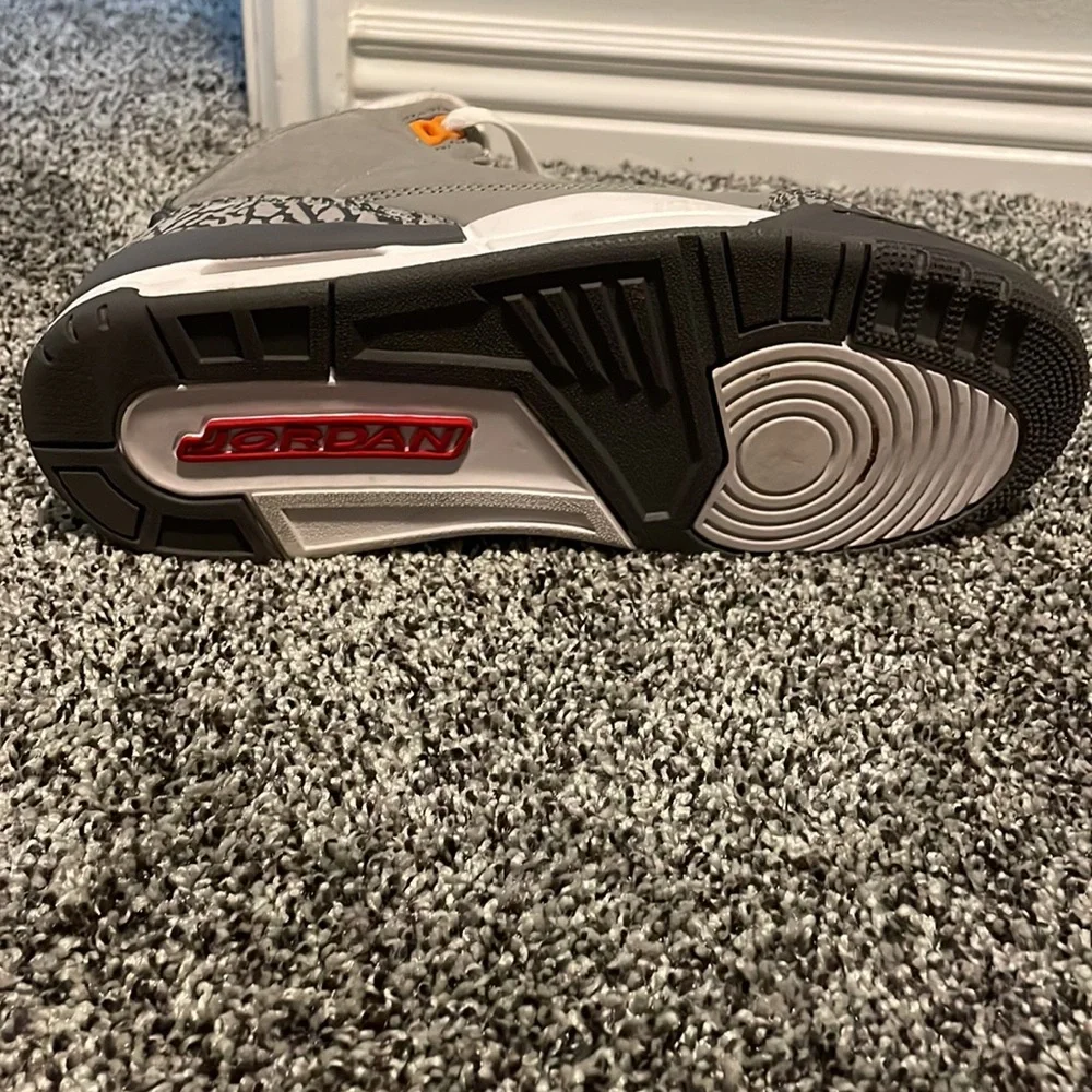 Jordan 3 cool greys - Picture 6 of 8